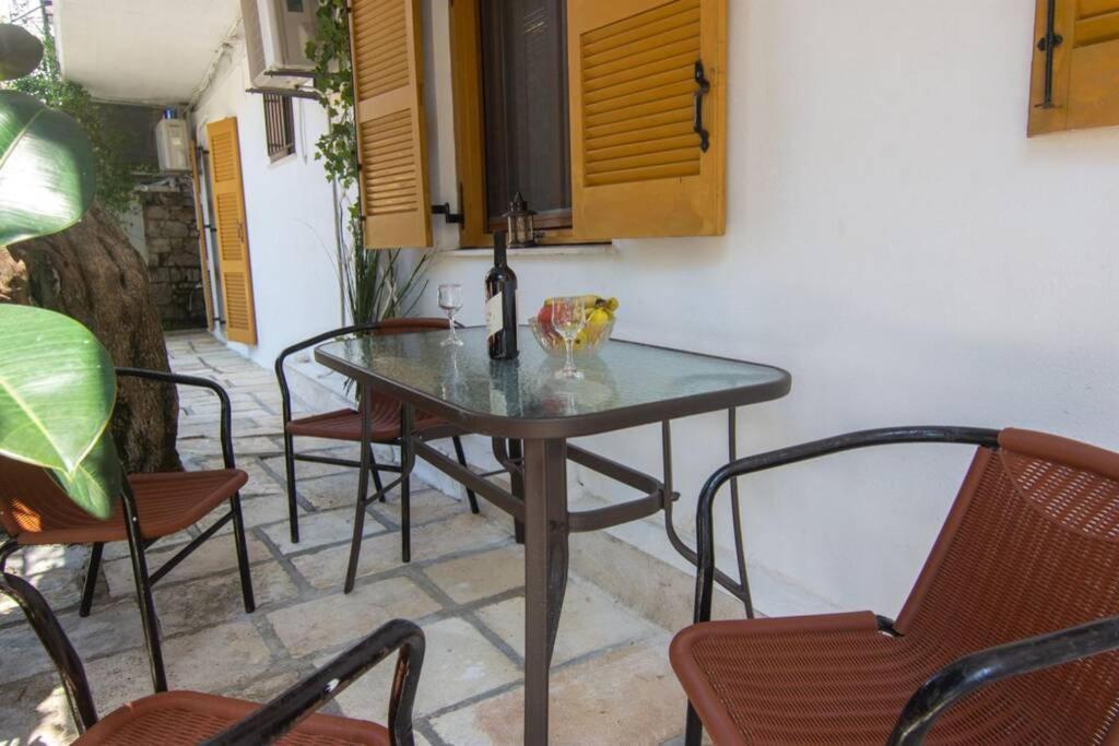 Apartment Natsios Thanasakis *